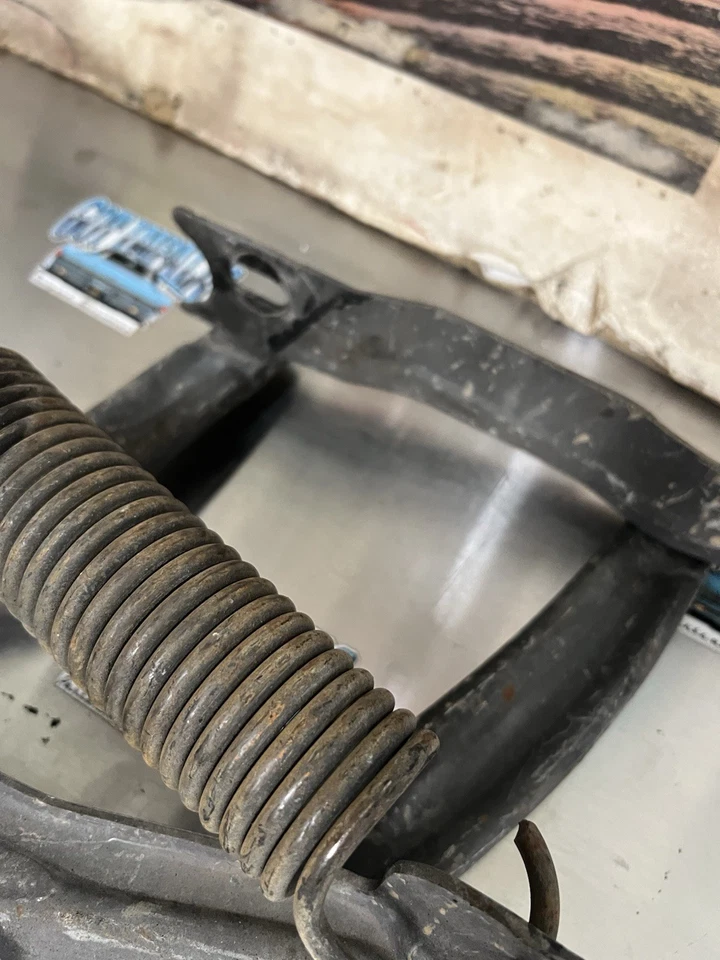 GMC K35 Chevy C10 Hood Springs Pickup Truck 1973 1980 OEM Blazer Suburban C20 H - Image 4 of 4