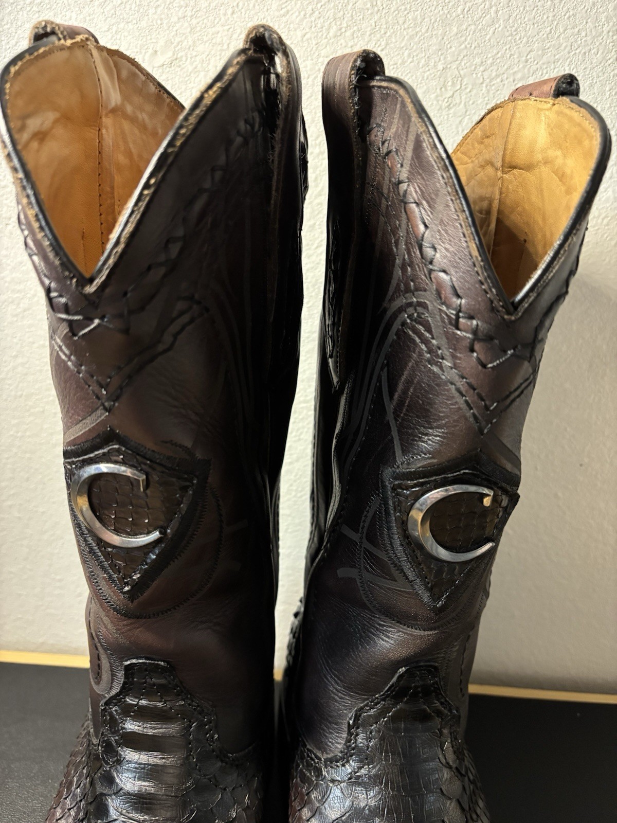 Cuadra Men's Lisboa Cherry Python & Laser Square … - image 6