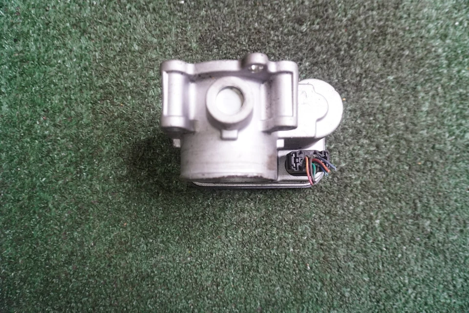 2007 2008 2009 2010 JEEP Compass 2.4L Throttle Body OEM 78K Miles  NX498TV - Image 2 of 3