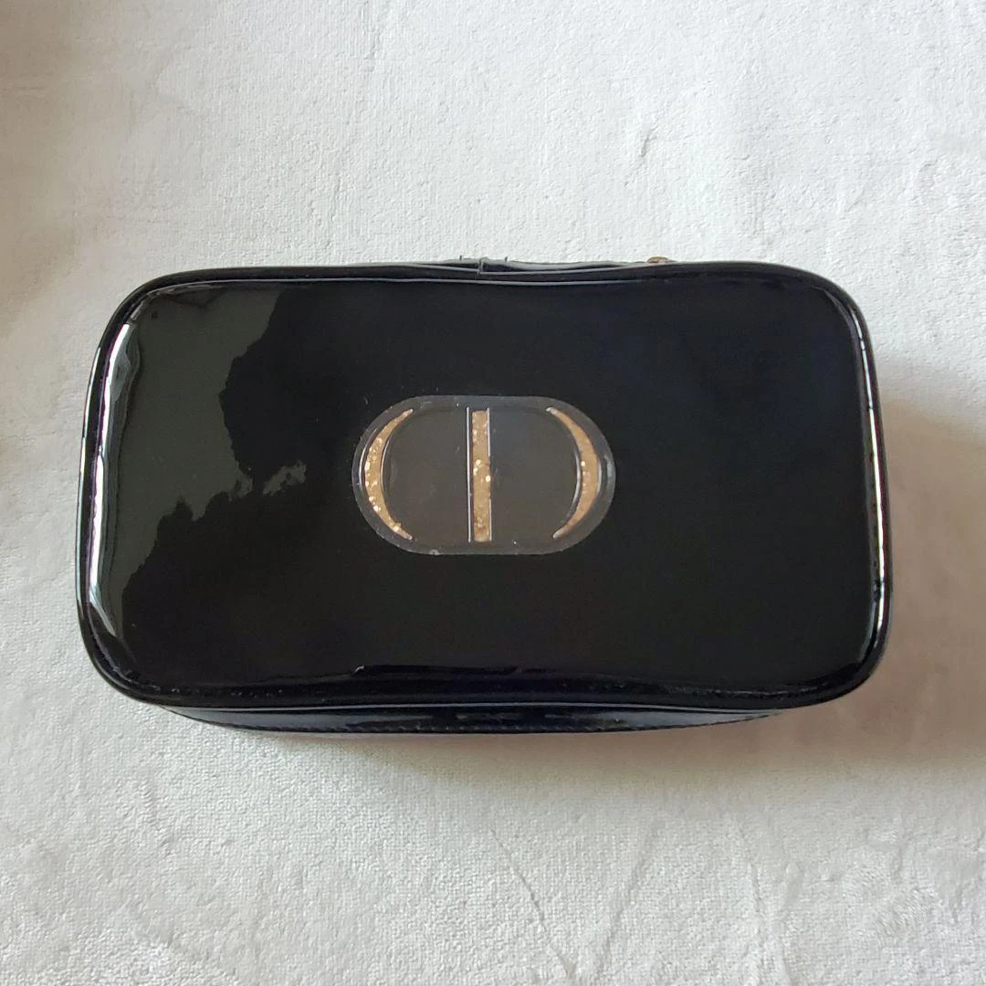 Étui cosmétique Dior nouveauté émail noir