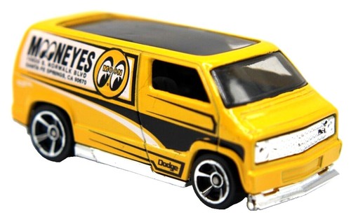 Hot Wheels 2011 Japan Convention Dodge A100 Van M&K Sample MINT