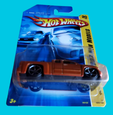 ホットウィール シェビー シルバラード 2007 FIRST EDITIONS Amazon.com: 2007 Hot Wheels First Edition Series Chevy