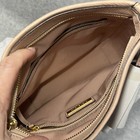 Foto 16 di 24