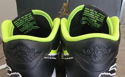 Air Jordan 1 (GS). 6y. Two Pairs. - Picture 6 of 16