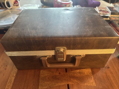 Vintage Vinyl 24x Kassettenhalter Aktentasche Riegel und Griff