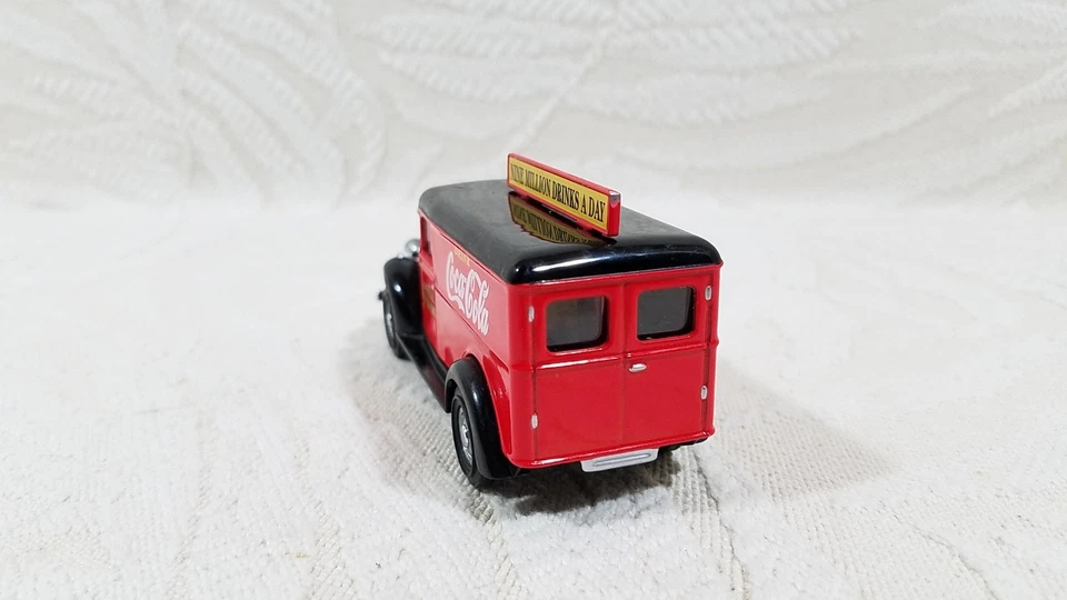 VINTAGE MATCHBOX MODELS OF YESTERYEAR COCA COLA DELIVERY TRUCKS – LOOSE SET OF 6 - Image 4 of 4