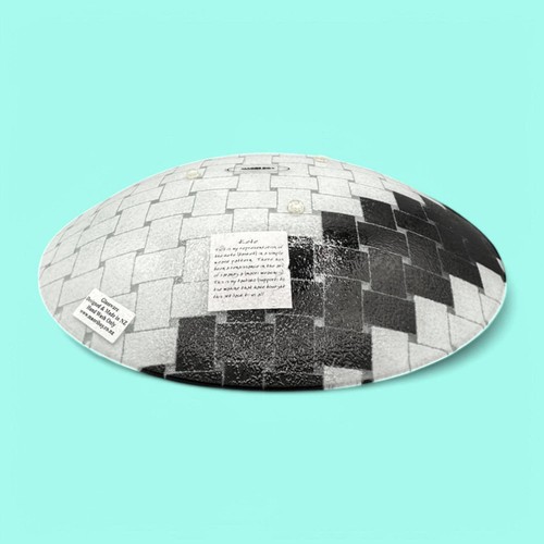 Maori Boy Fused Glass Bowl With Black And White Weave Pattern 13" Diameter - Bild 5 von 9