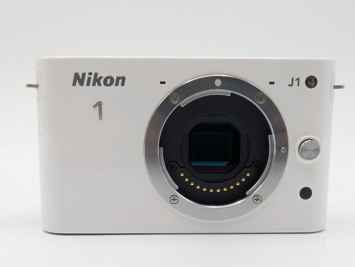 N.MINT] Nikon 1 J1 White Digital Camera + 30-110mm F3.8-5.6 VR