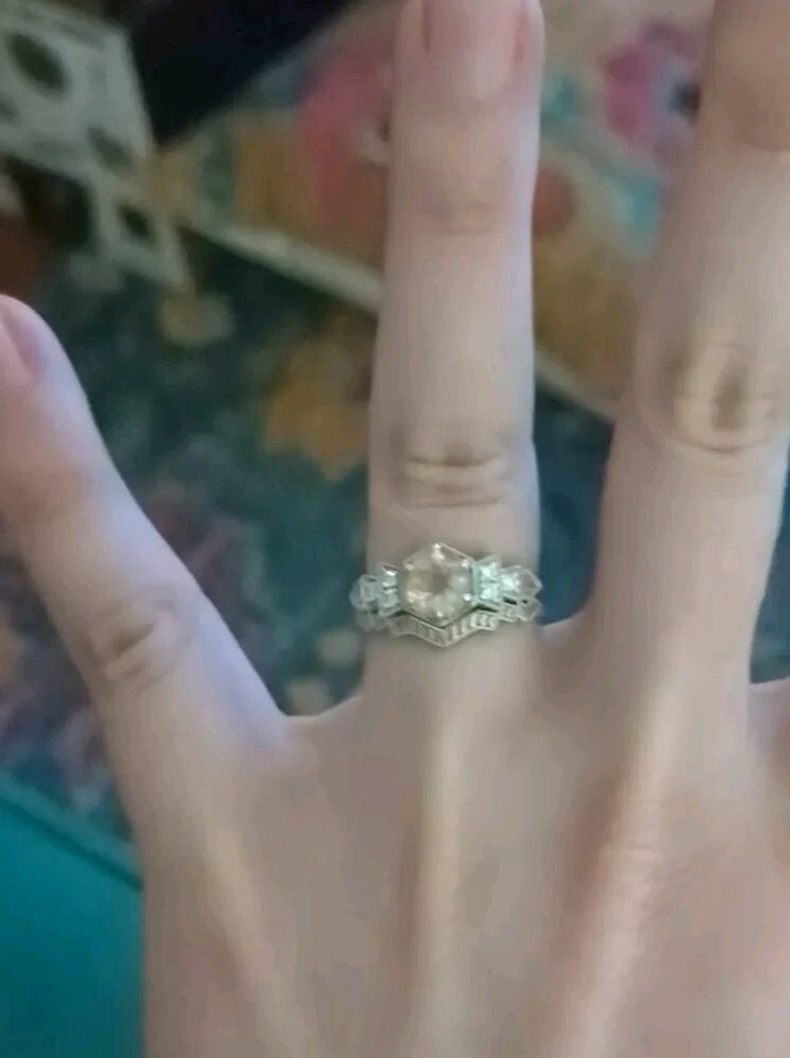 Juego de anillos de compromiso de morganita redondos Art Deco de oro blanco de 14 quilates hechos a mano para mujer 6 1/4 Foto 3 de 4