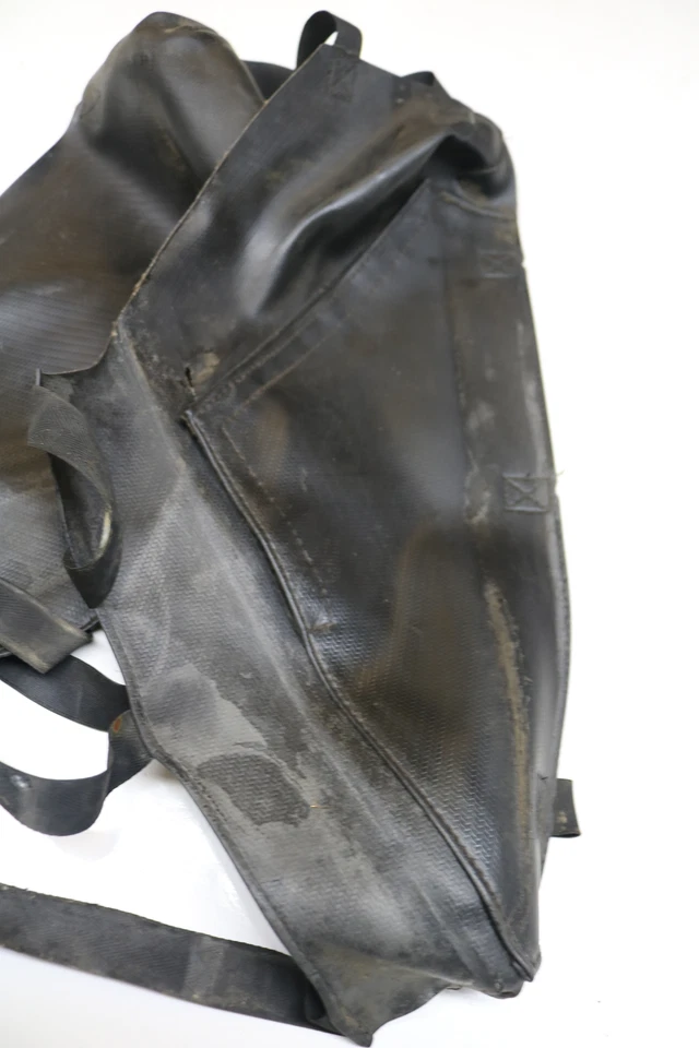 Ski-doo Summit X 800 800r 2007 rev 144" tanque de gasolina cubierta de combustible sujetador Foto 3 de 4