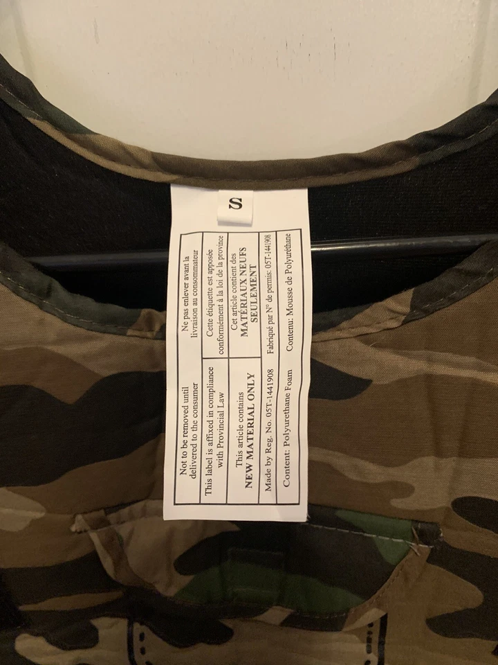 Outdoor Hunting Vest - Camo With Pockets Size Small - Image 3 of 3