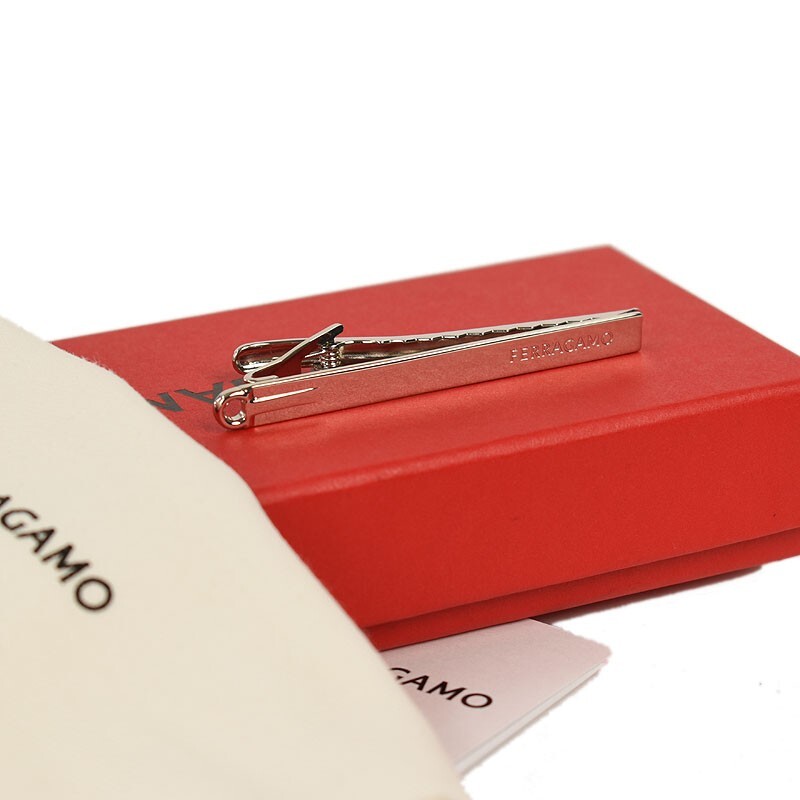 ferragamo tie clip