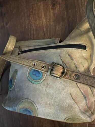 Anuschka Hand Painted Leather Premium Peacock Safari Flap Crossbody bag - Picture 3 of 11