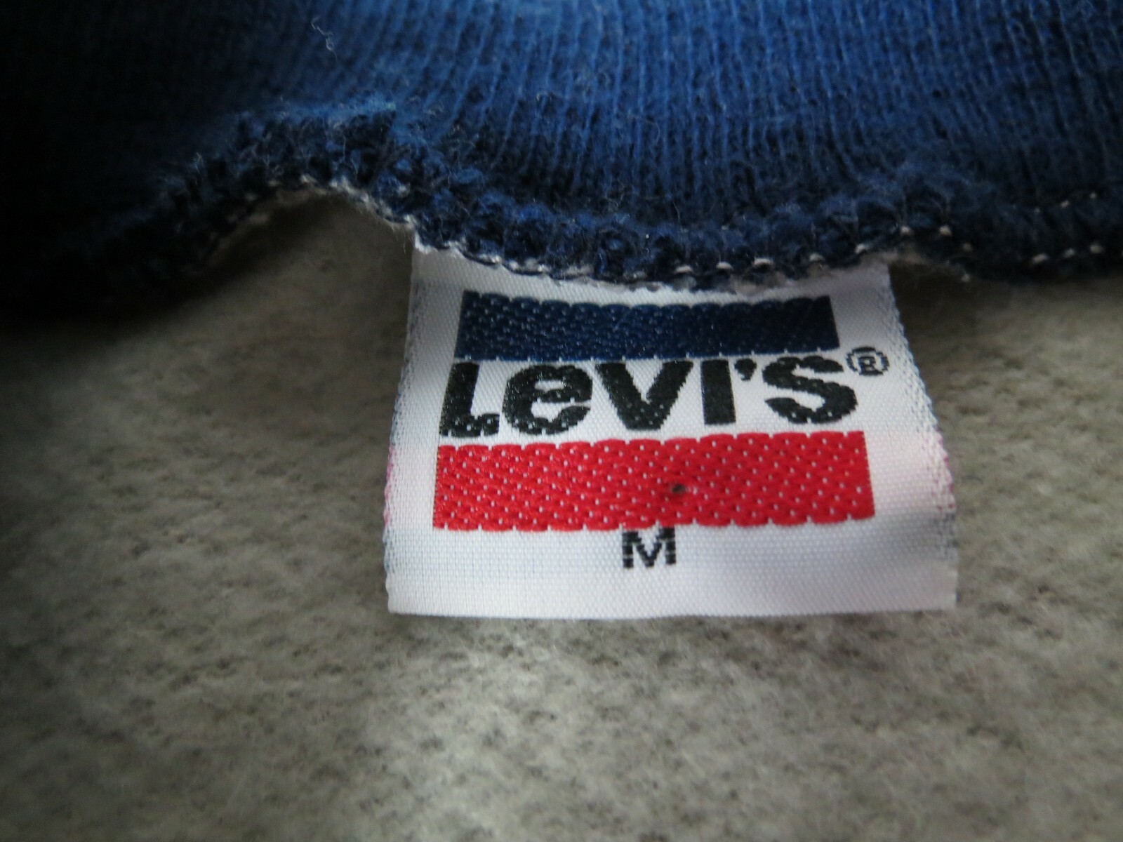 Rare VTG Levi's made in USA 50percent Acrylic 50percent cotton Shirt M image 9