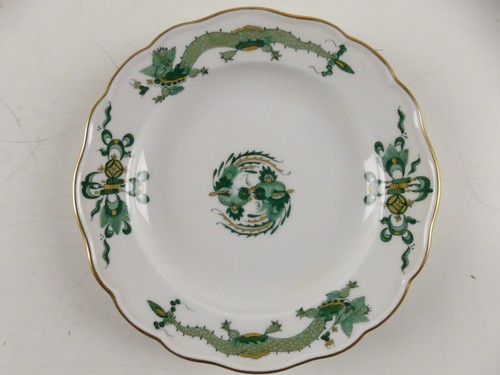 Meissen Reicher Hofdrache grün goldschraffiert Untertasse 14 cm KS-2094