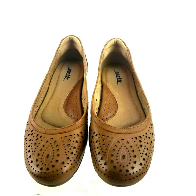 earth royale ballet flats