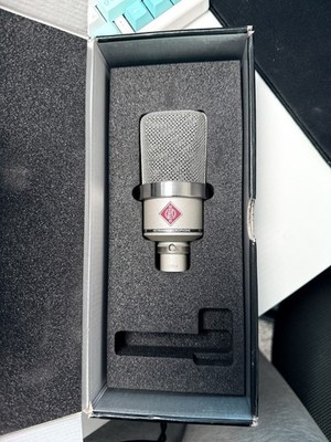 Neumann TLM 102 Condenser Microphone - Silver   Fast Shipping!  