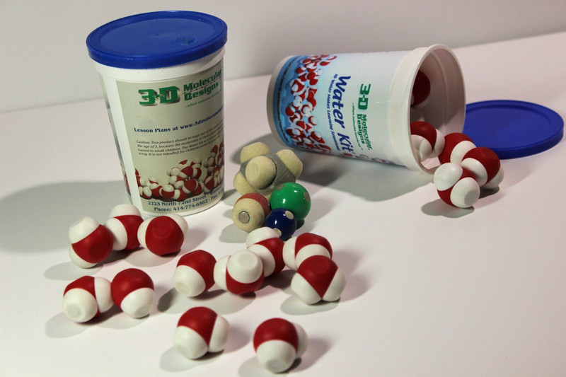 TWO 3D MOLECULAR DESIGNS WATER KITS (1 NEW, 1 USED)