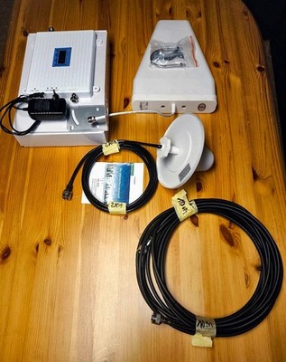   LTE / GSM Repeater 900 / 1800 / 2100 MHz   2G / 3G / 4G   Komplettset