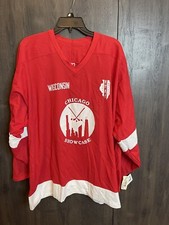 Vintage Chicago Illinois Showcase Hockey Jersey #14 Wisconsin Adult XL Red NWT