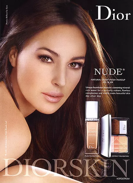 PUBLICITÉ MAGAZINE Dior Monica Bellucci 2010 blush brillant maquillage 1 page