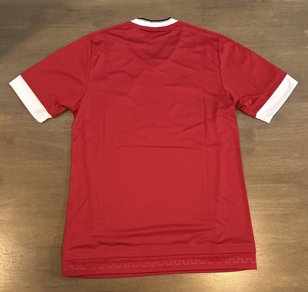 MANCHESTER UNITED 15/16 HOME KIT (AC1414) | eBay
