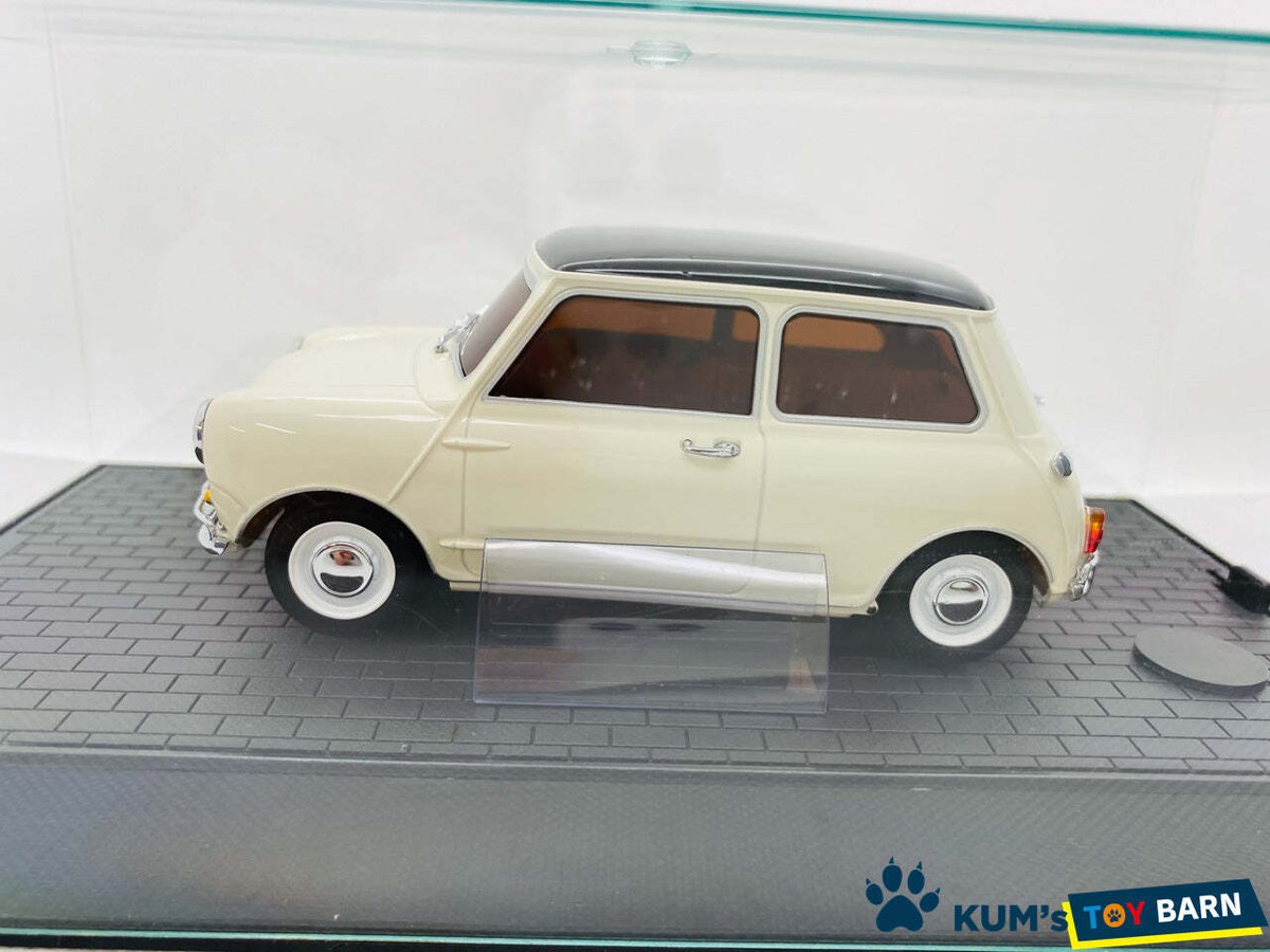 Morris Cooper 1/43スケール ミニカー 限定版 希少 Kyosho Mini-z Body ASC MORRIS MINI COOPER 1275S White