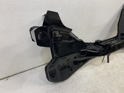 2001-2003 Volvo S40 V40 front suspension crossmember subframe