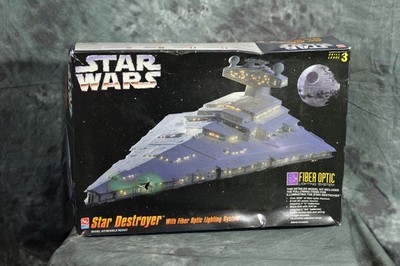 AMT Star Wars Star Destroyer Model w/ Fiber Optic Lighting (opened, unassembled)
