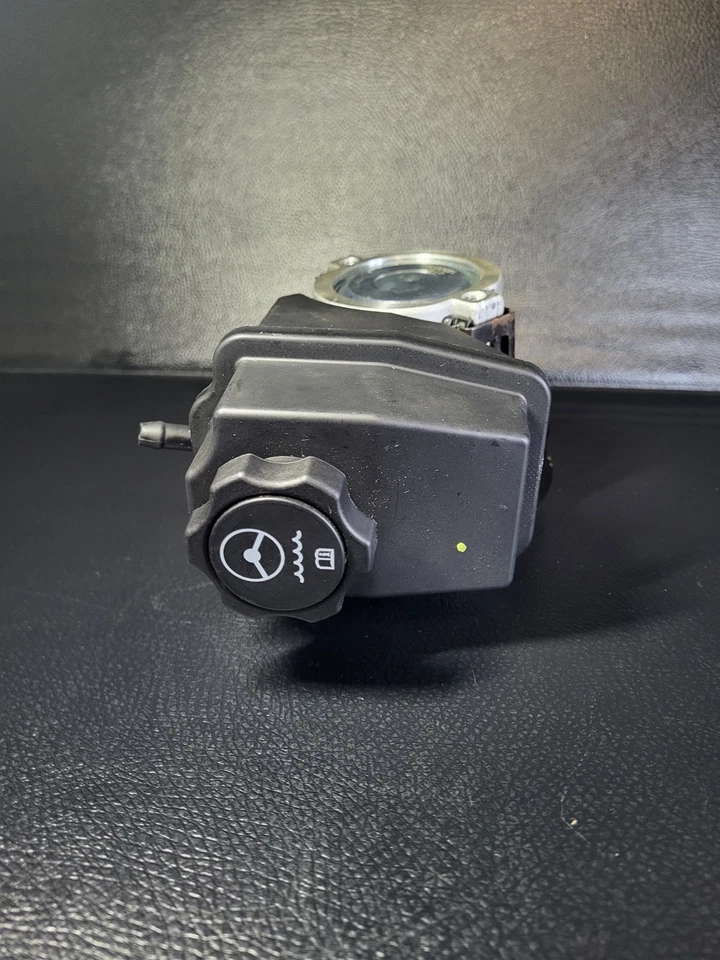 88963473 Bomba de dirección asistida para Pontiac G6 Chevrolet Malibu Uplander 2002-2010 Foto 2 de 4