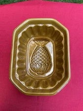 Vtg Over and Back Pottery Ceramic Pineapple Mold