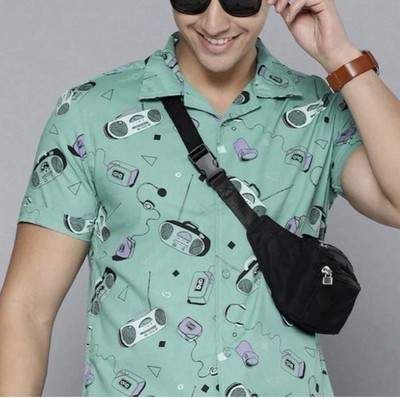  90 s Retro Music Button-Up Short Sleeve Shirt~ By Urban Pipeline ~Size  XL