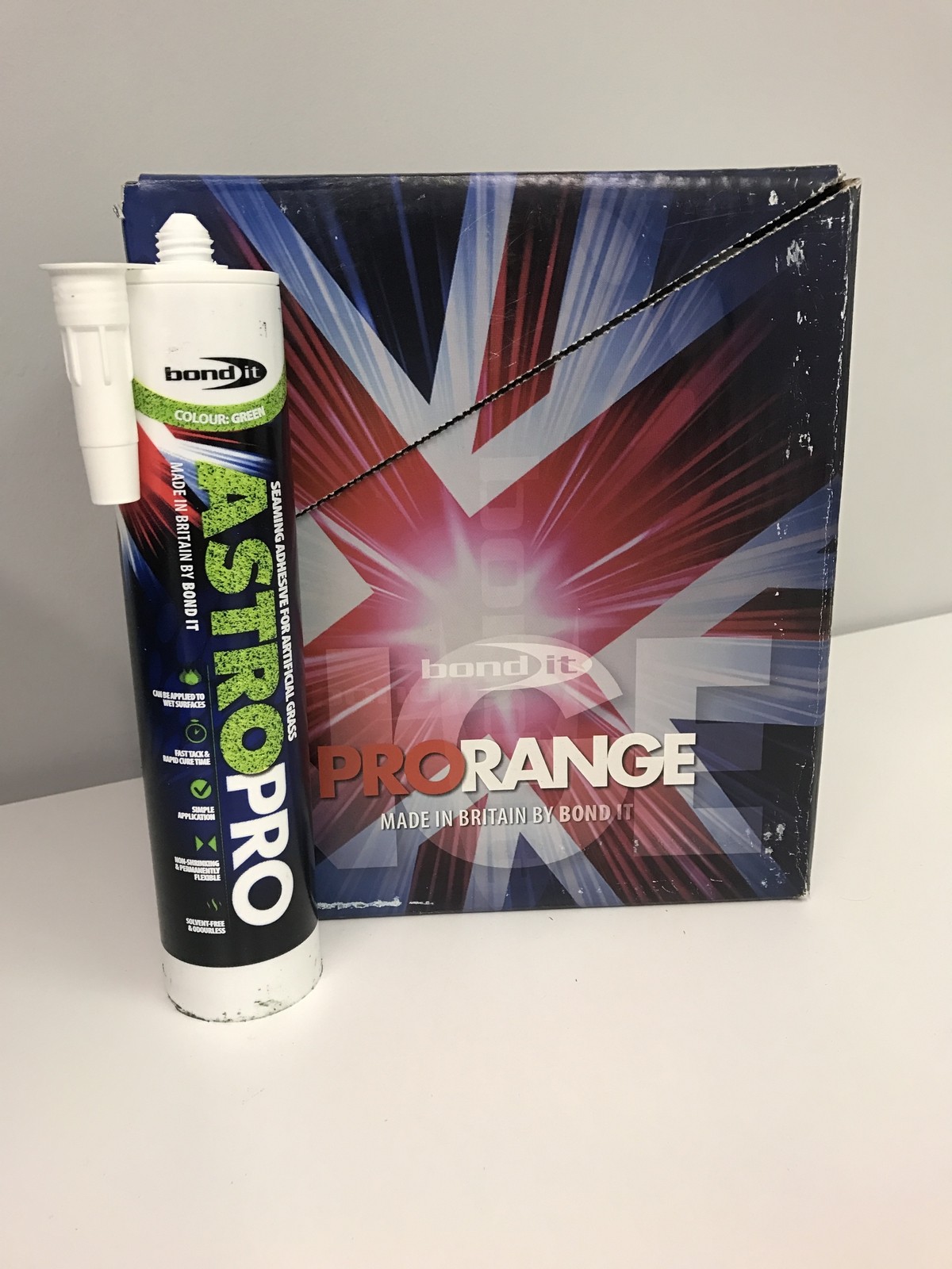 Bondit Astro Pro Green Seaming adhesive for artificial grass turf sports pitches