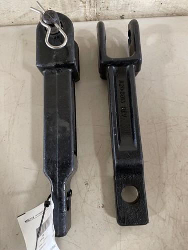 GENUINE PACCAR A20-6014 REV KENWORTH PETERBILT TOW HOOKS  14264AA      7502