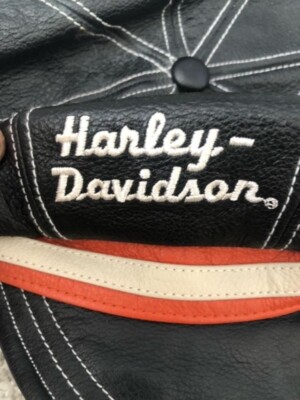 vintage Harley Davidson flat hat Size Small I would say.