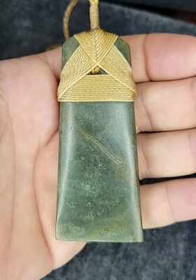 Toki, Adze, Maori, Hawaiian, Polynesian Pendant. Inanga Jade