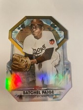 2022 Topps Series 1 Diamond Greats Die-Cut Satchel Paige