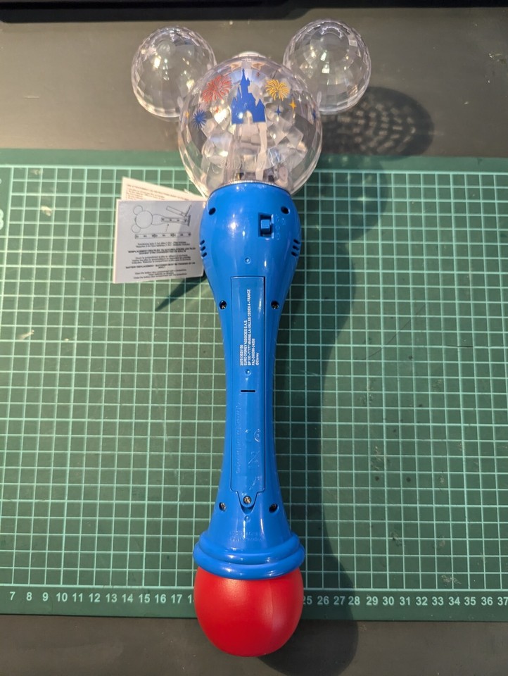 Disneyland Paris Disney Mickey Mouse Light Up Bubble Blower Wand