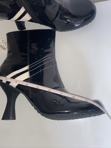 NWT Vintage Predictions 3 in. High HEEL Short BOOTS Black WHITE WOMEN'S Size 9.5 - Picture 13 of 14