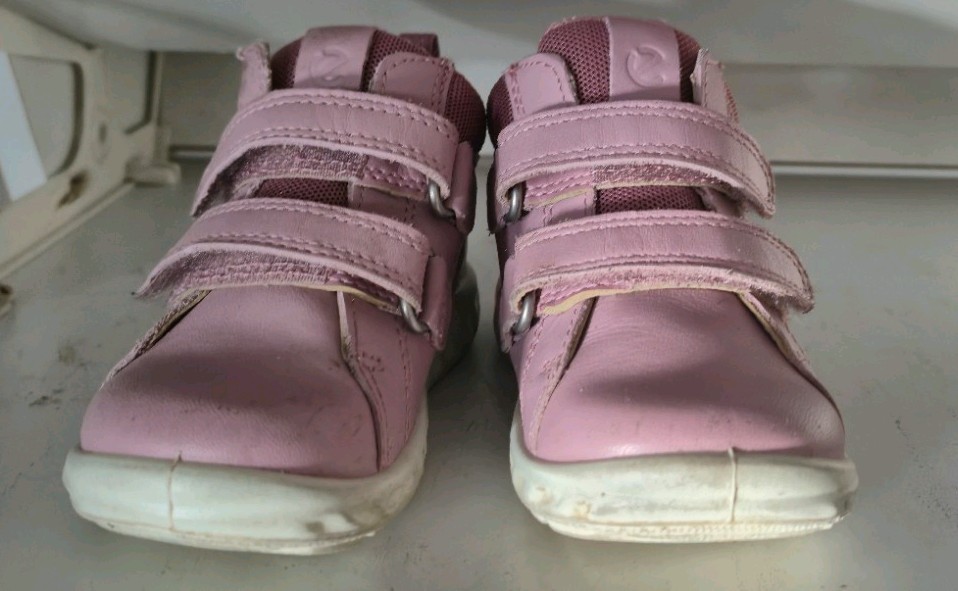 Eu Size 22 Uk Size 5.5 Made In Indonesia Excellent Condition