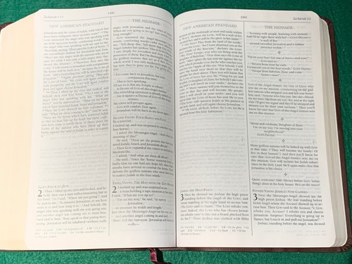 NASB The Message Parallel Bible Zonervan 2004 Bonded Leather Burgundy - Imagen 6 de 12