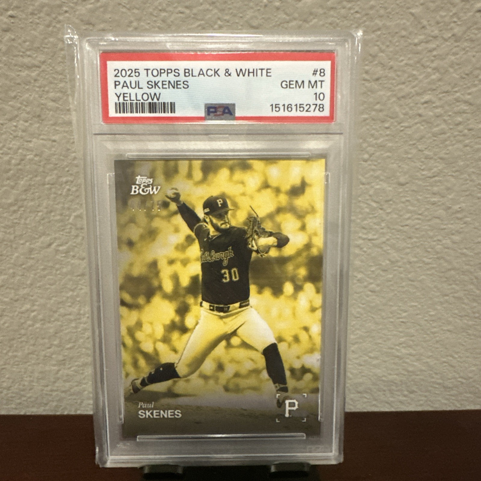 2025 Topps Black & White - Paul Skenes #008 Yellow /75 view 2