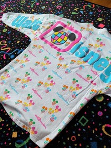 Walt Disney World 50th Vault balloon Collection Spirit Jersey Size Medium