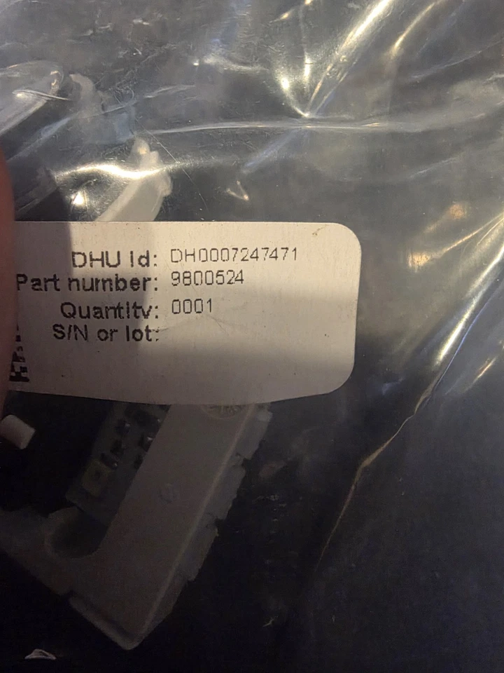 7 Elevator Push Buttons And Contacts - Image 4 of 4