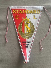 Superbe grand  fanion Football - STANDARD DE LIEGE  - BELGIQUE
