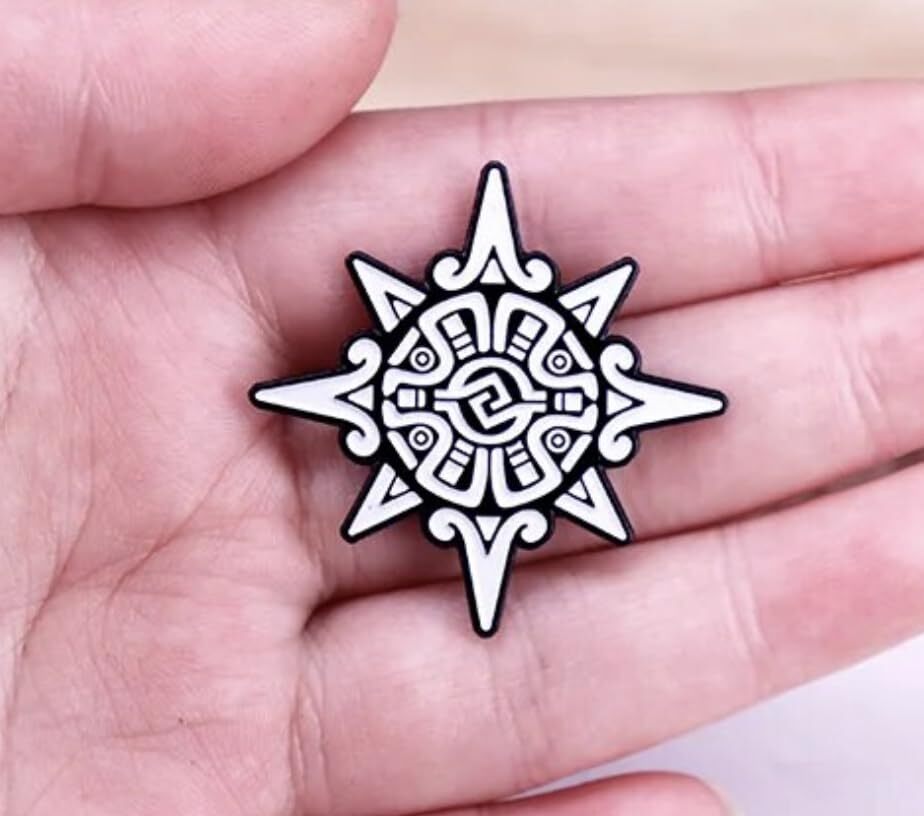 AZTECA　太陽の紋章 960px-Aztec_solar_disc.svg.png