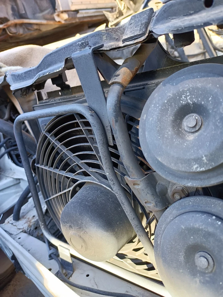 92 CONJUNTOS VENTILADORES RADIADOR MERCEDES-BENZ 300TE W124 USADOS 2 OEM Foto 4 de 4