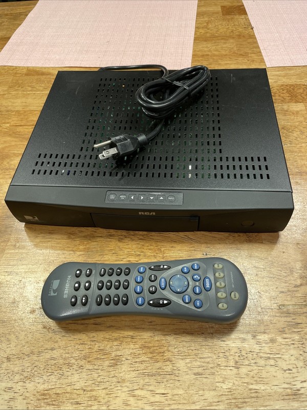 RCA DRD420RE DIRECT TV PLUS SATELLITE RECEIVER with remote