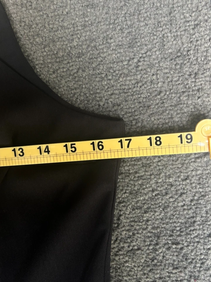 Guess by Marciano 女式连身裤 0 码黑色挂颈锁眼镂空经典 — 第 2/4 张图片