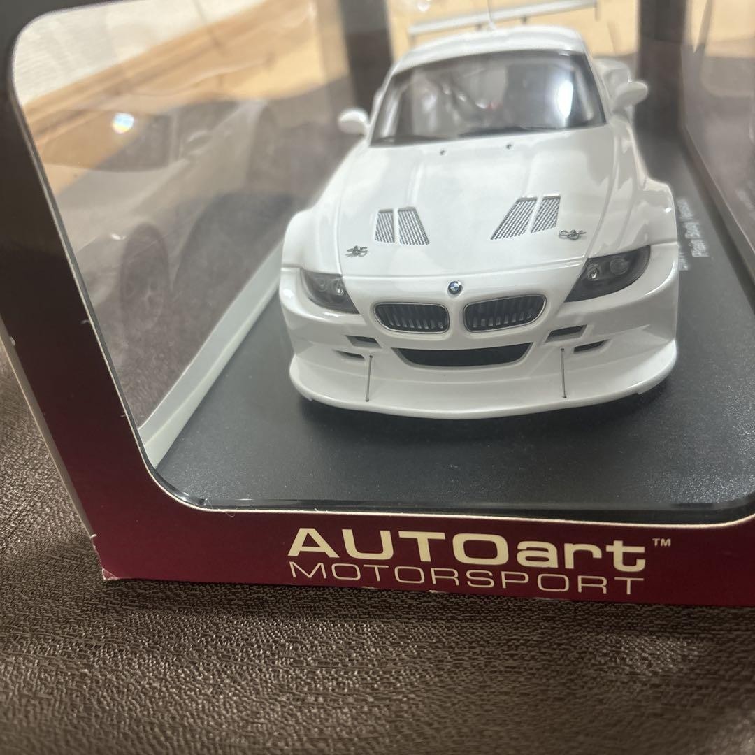AUTOart 1/18 BMW Z4 M Coupe Race Car Plain Body Die-cast
